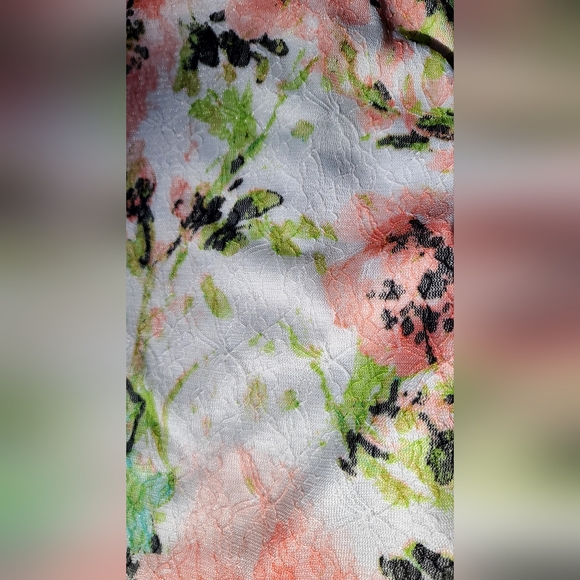 Maurices beautiful floral lace camisole lined tank szXS - Picture 5 of 8